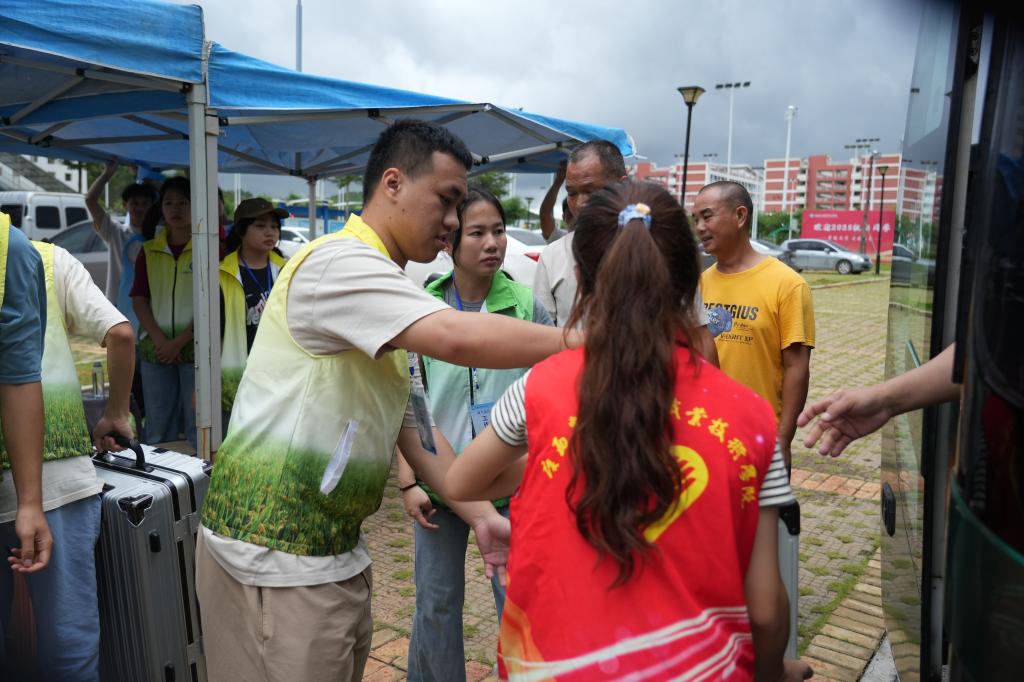 农业与生物工程学院喜迎2025级新同学：青春梦想与乡村振兴的“双向奔赴”